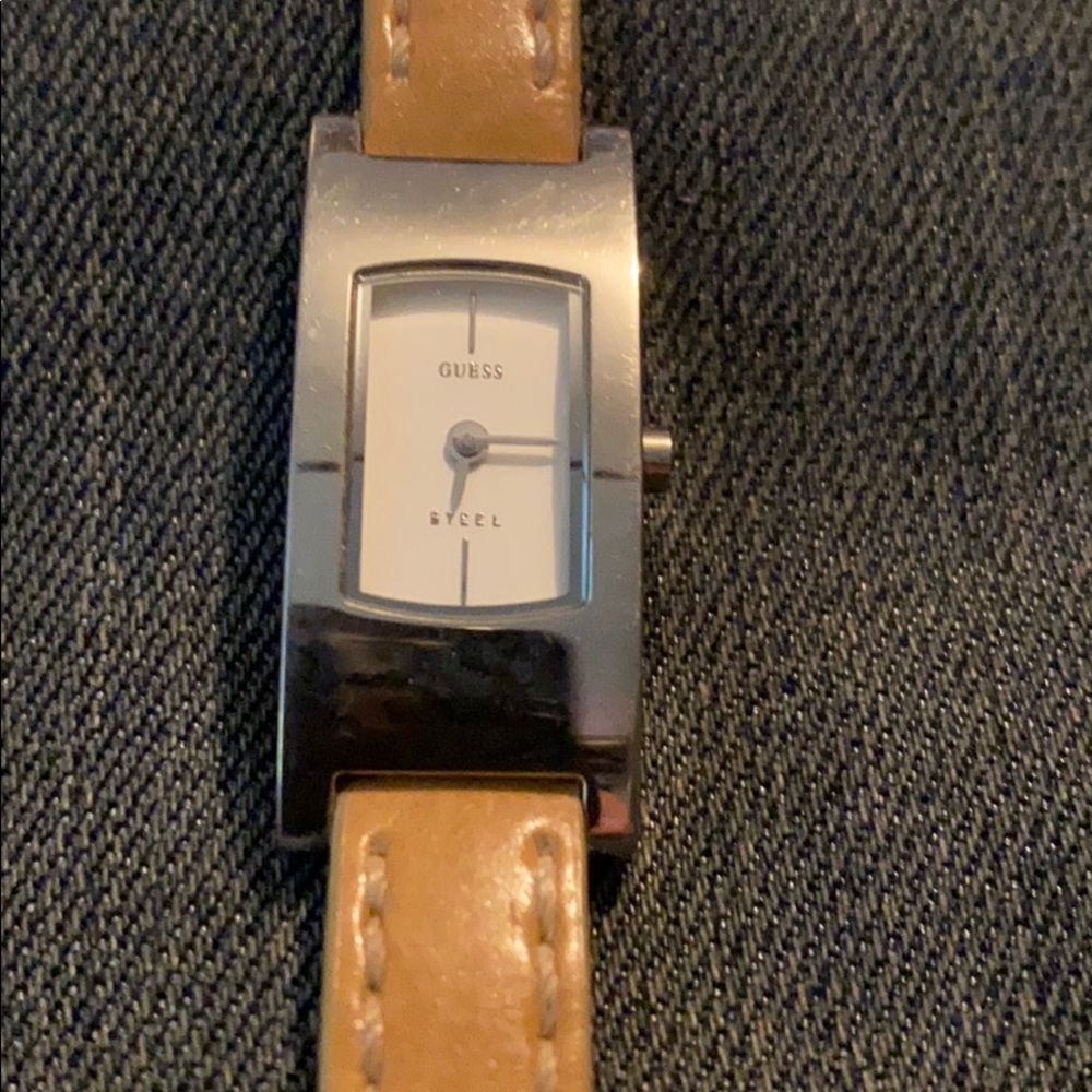 Guess watch - Picture 2 of 3